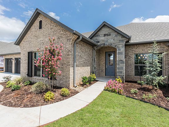3rd image of 14800 Bella Maria Dr
