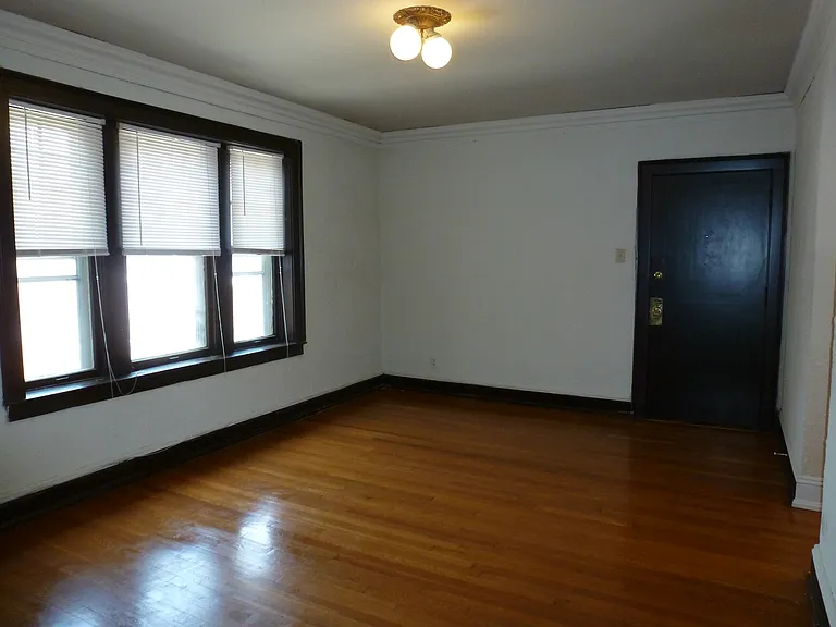 6408 Oakland Ave — Photo 3