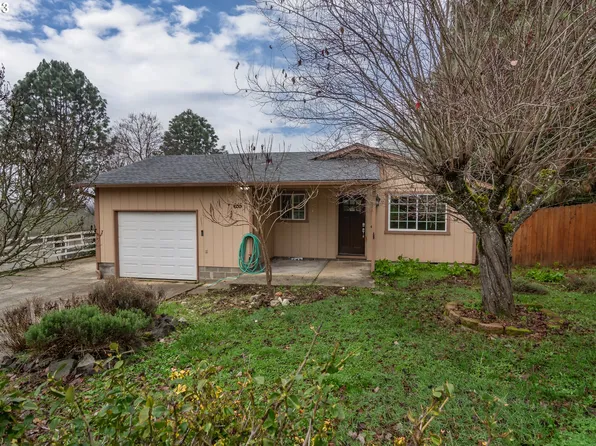 655 Jade St, Sutherlin, OR 97479