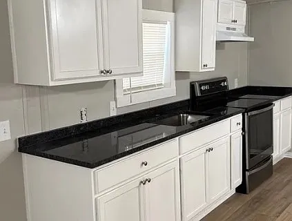 712 Rogers Ct — Photo 8