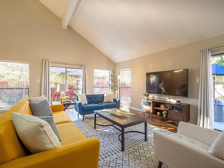 11618 Sherwood Frst — Photo 5