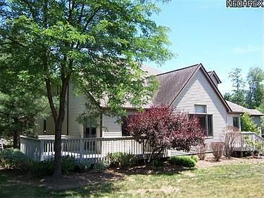 3rd image of 604 Magnolia Ln