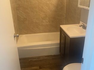 1926 E 2nd St #11260466, Duluth, MN 55812