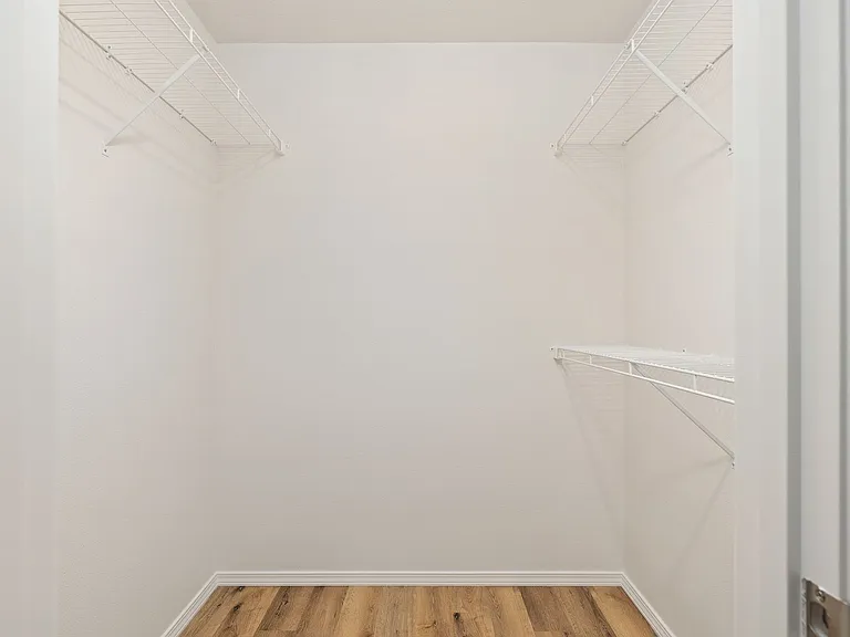 723 W Melody Ln — Photo 8