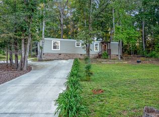 113 Oak Knoll Dr, Townville, SC 29689