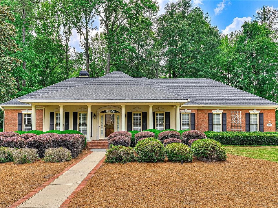 1st image of 233 Kestwick Drive W
