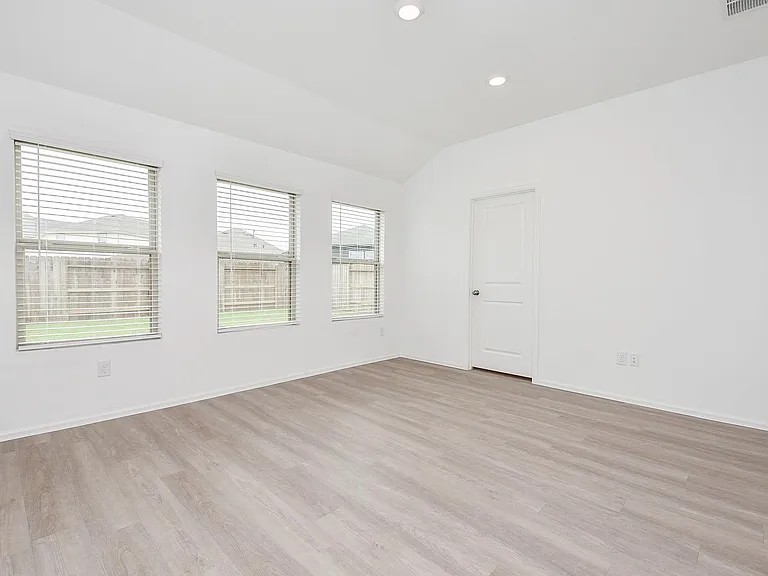 8426 Manta Ray Dr — Photo 19