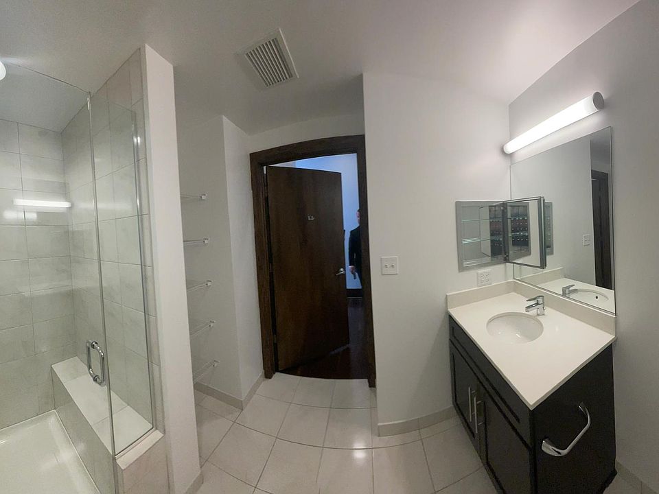 1st image of 1460 N Halsted St Suite 202