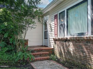 2907 Main St #A, Jeanerette, LA 70544