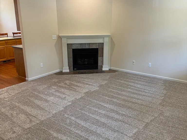 2221 Dollarhide Way — Photo 2