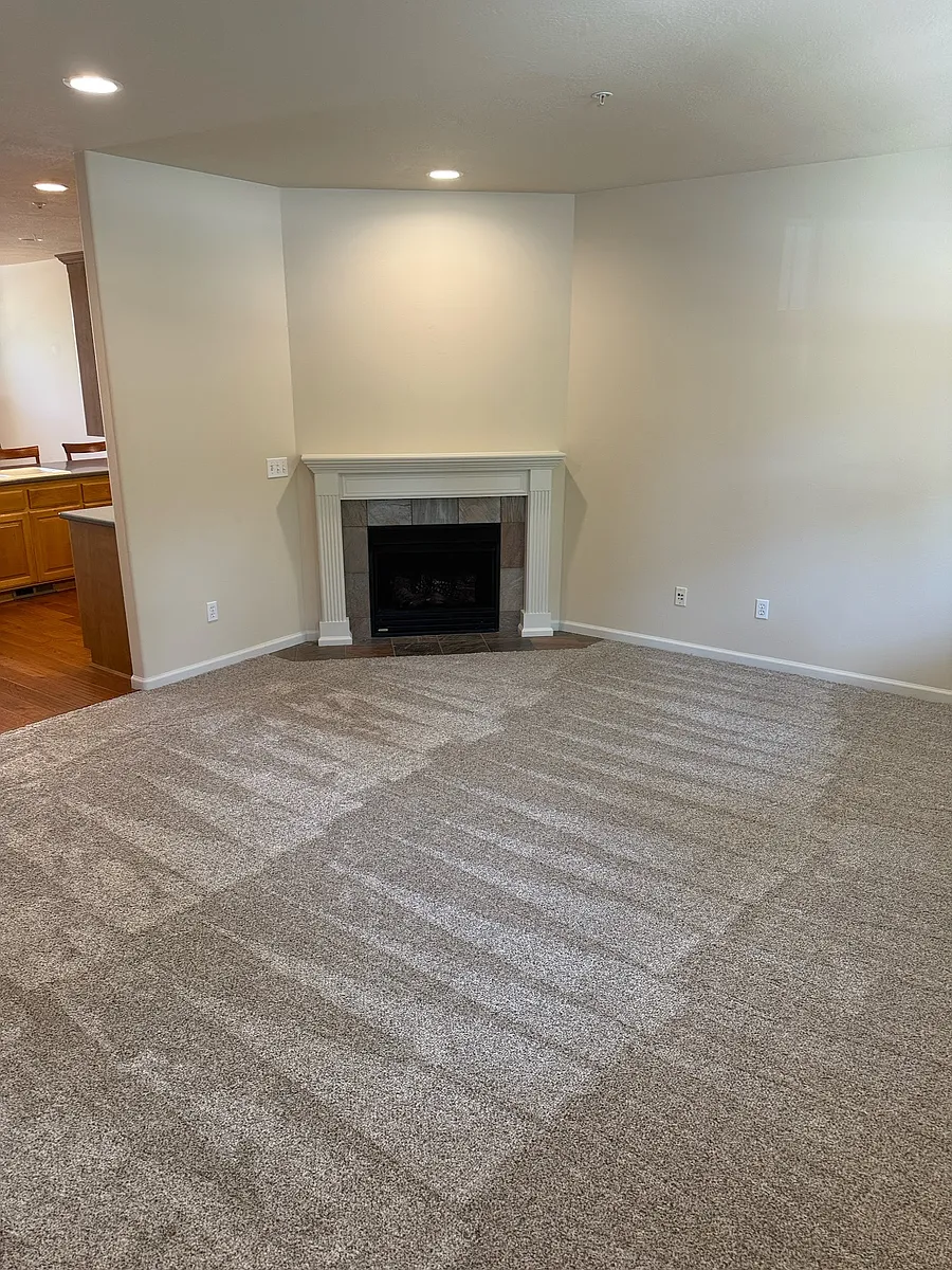 Building Photo - 2221 Dollarhide Way