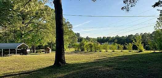 5th image of 537 Lake Crystal Dr