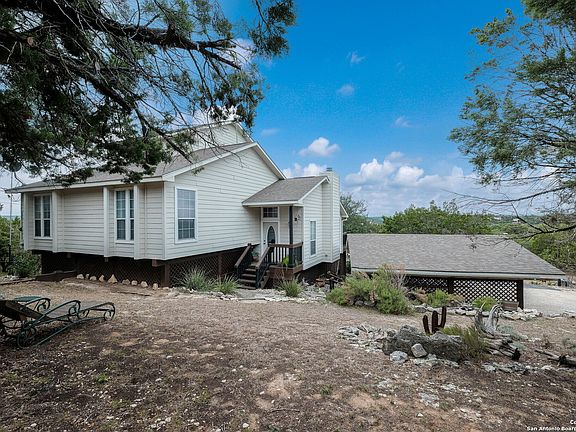 2nd image of 1135 Colleen Dr