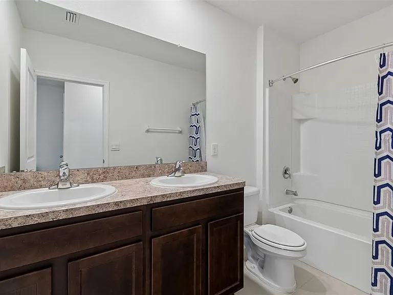 17053 Oval Rum Dr — Photo 33