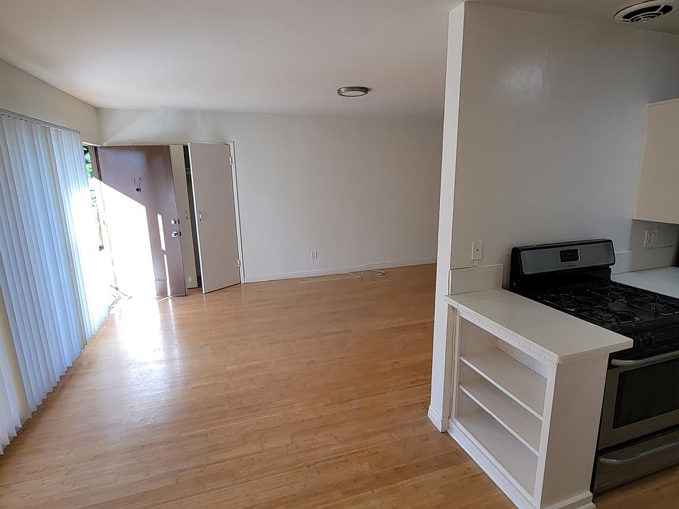 1st image of 1326 N Flores St #13A