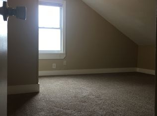 11 Maple St, Cranston, RI 02910