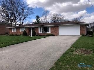 3rd image of 54 Harvest Ln