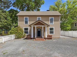 403 NE 9th St, Gainesville, FL 32601