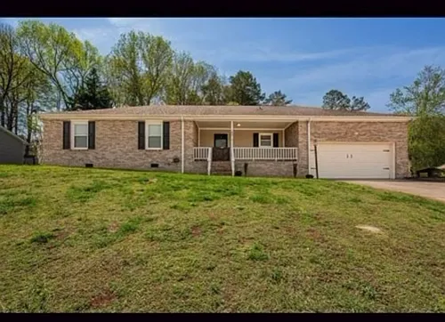 182 Hickory Dr Photo 1