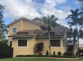 19031 Merion Point Rd, Hialeah, FL 33015