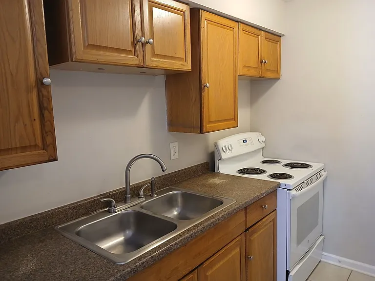 4540 W Bellview Dr — Photo 12