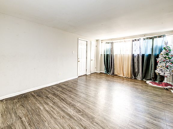 4th image of 13814 S Wentworth Ave