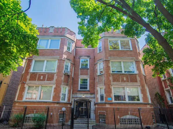 7841 S Kingston Ave APT 1, Chicago, IL 60649