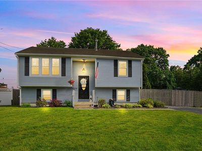 60 River Vue Ave, Warwick, RI, 02889