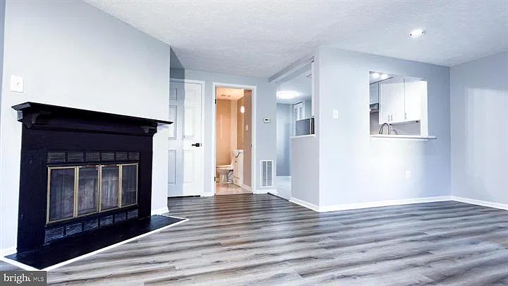 3 bed, 1582 sqft, $2,550 — Photo 4