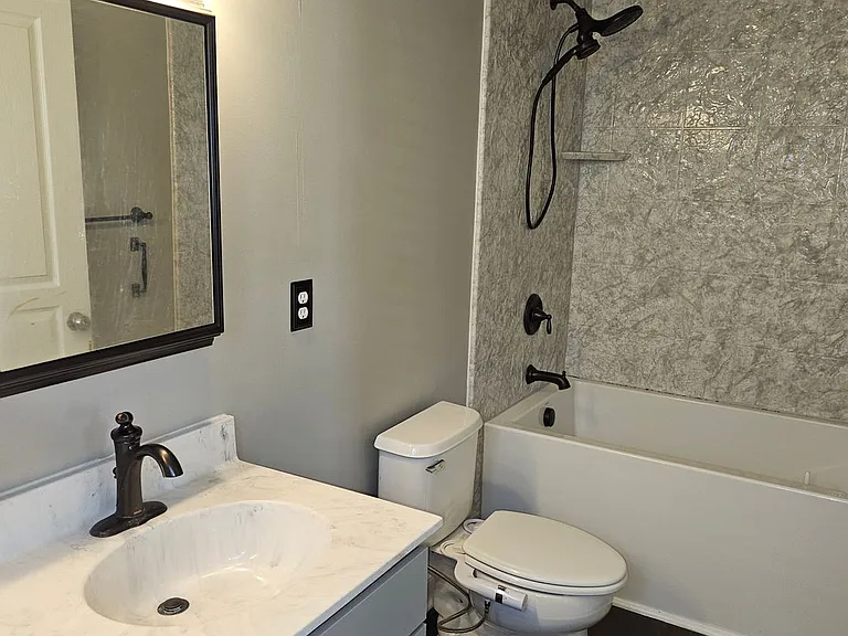 256 Stansbury Ln — Photo 8