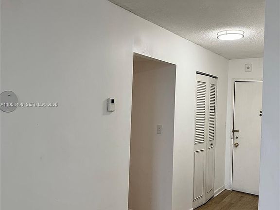3rd image of 1830 Dixieanna St #404