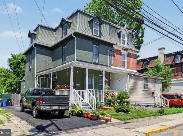 410 S 7th St, Darby, PA 19023