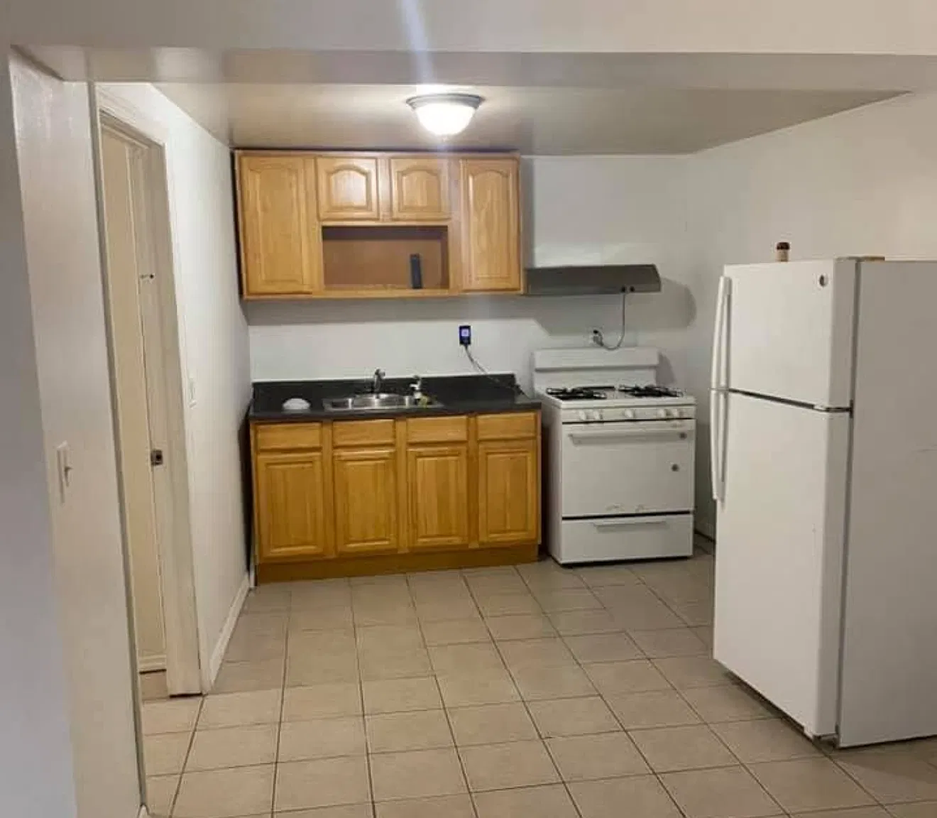 1 bed, 650 sqft, $1,650 — Photo 3