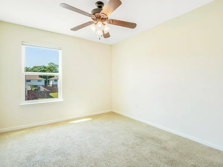 5888 Southern Bell Ct — Photo 36