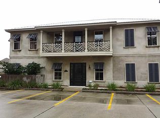 1070 W Causeway Approach #A, Mandeville, LA 70471