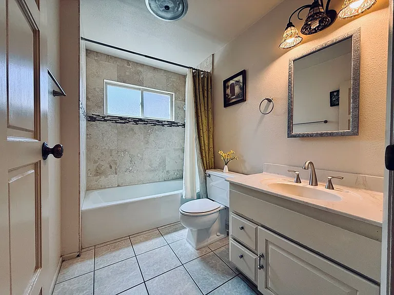 2212 Plaza Del Prado — Photo 28