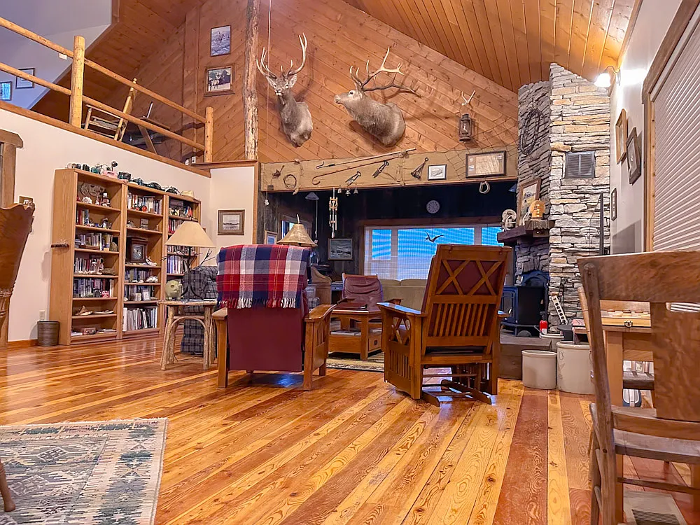 683 Adair Creek Rd — Photo 1