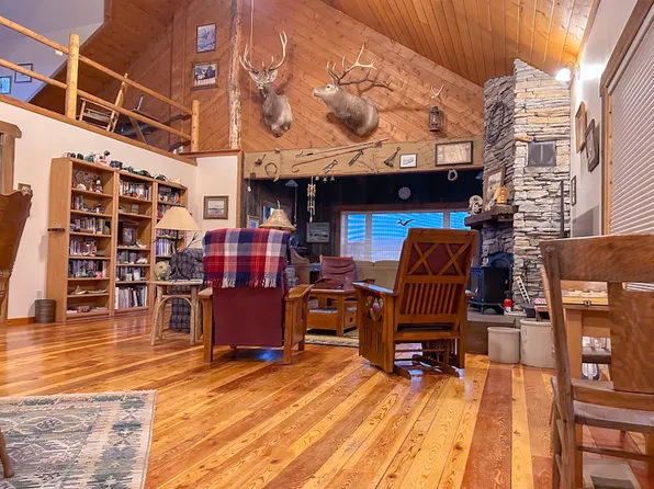 683 Adair Creek Rd, Livingston, MT 59047