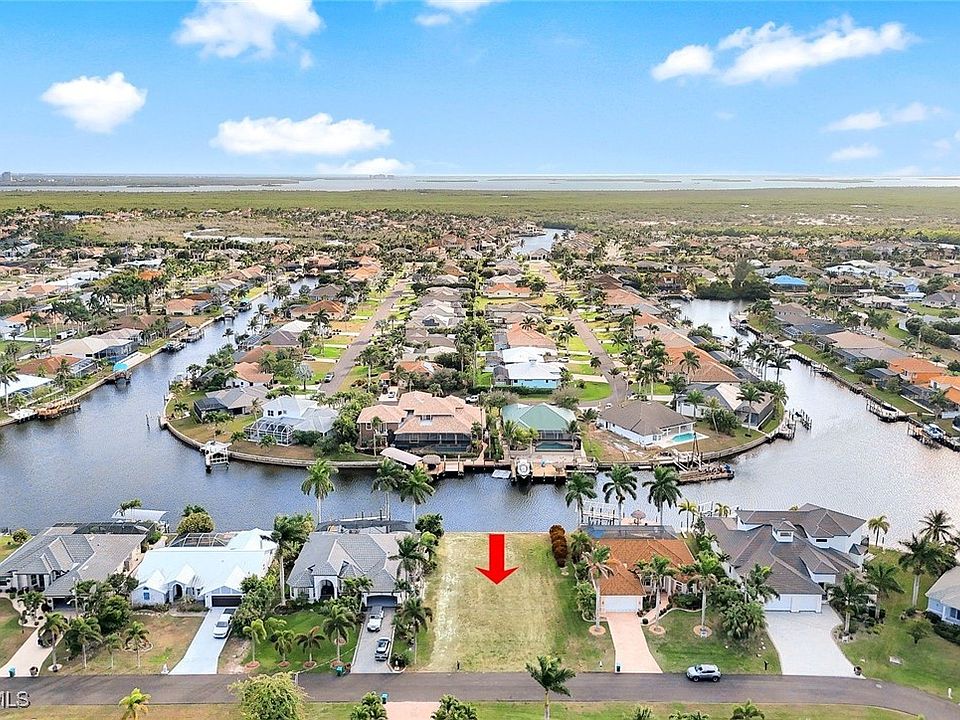 1st image of 2210 SW 52nd Ln