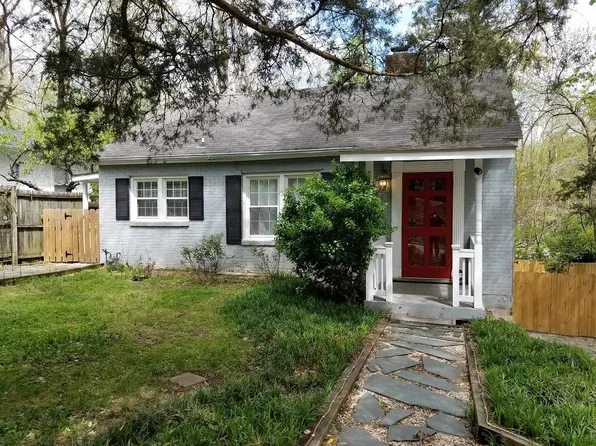 102 W Woodridge Dr, Durham, NC 27707