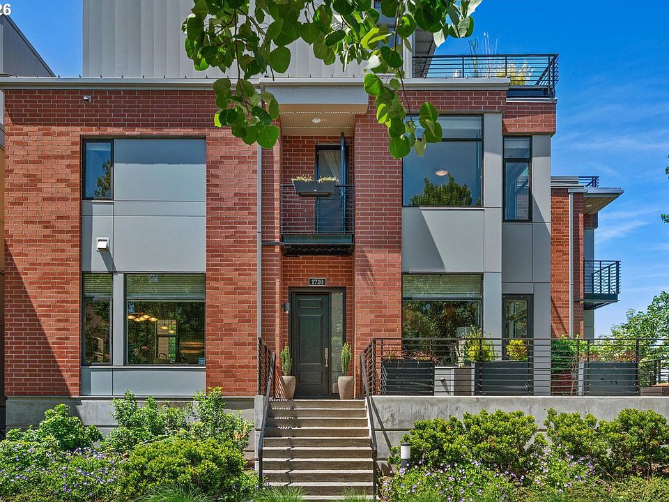 1st image of 1710 NW Riverscape St