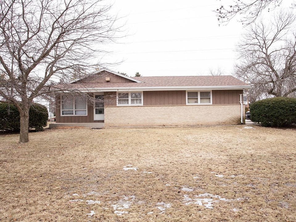 1st image of 1010 N 120th St