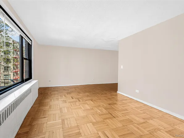 2835 Webb Ave APT 3A, Bronx, NY 10468