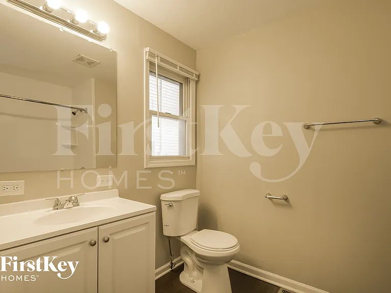611 Oakwood Dr — Photo 12