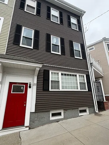 497 Sumner St #2 Photo 1