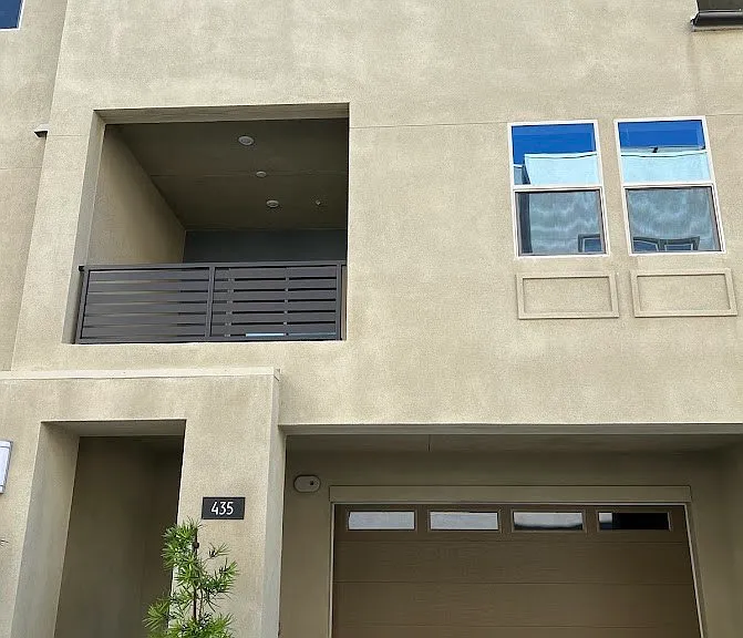 435 Mullberry Pl — Photo 1