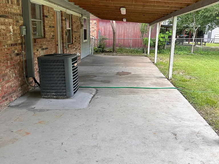 1214 Wolfe City Dr — Photo 16
