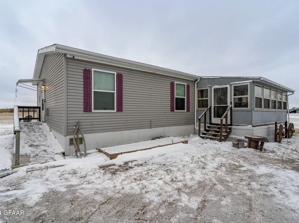 2225 Oak Ave NE, Emerado, ND 58228