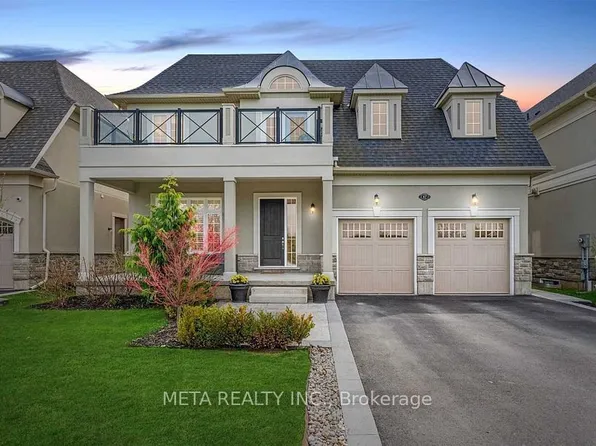 67 Copes Ln, Hamilton, ON L8E 5C1