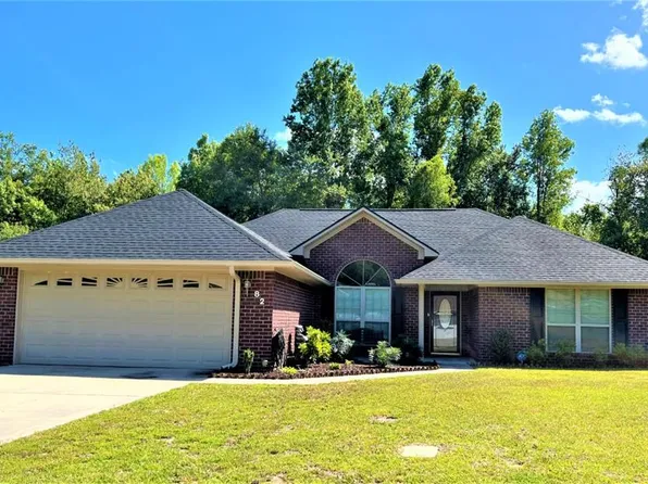 82 Julie Ln, Midway, GA 31320